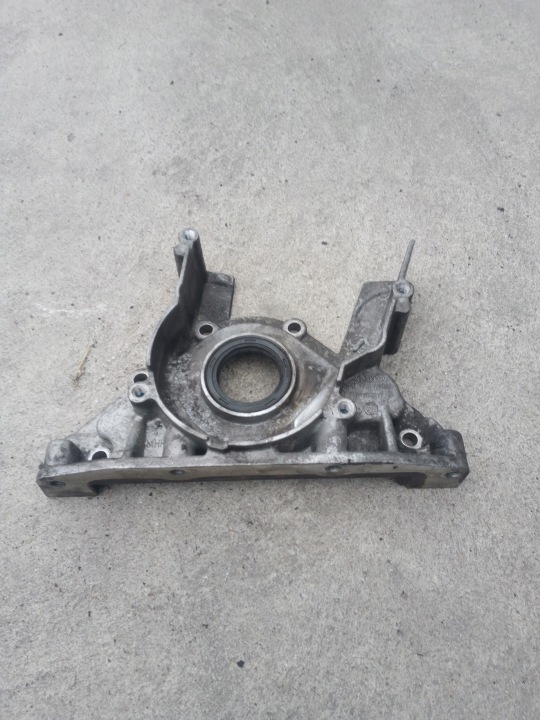 Audi A4 A6 VW Seat Skoda crankshaft seal ALZ ALT AWA 03B103153A