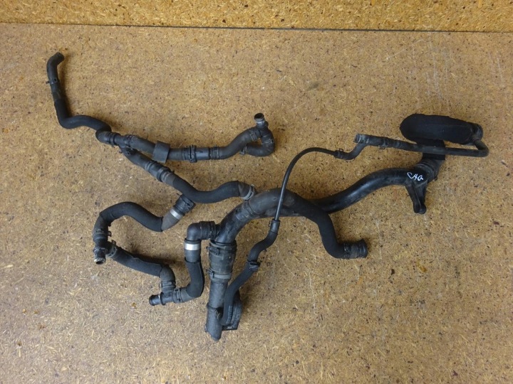 AUDI A4 B8 A5 8T A6 C6 2.0 TDI CAG Water Hoses Main Line 4F0121081E