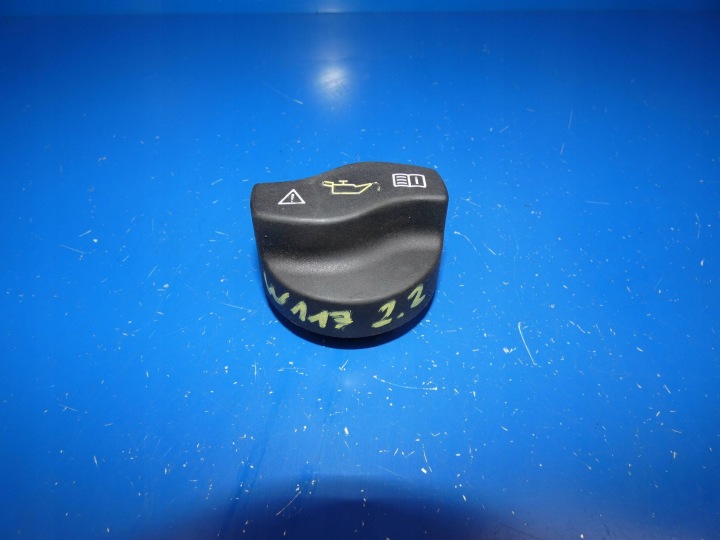 MERCEDES CLA W117 A W176 B W246 GLA W156 1.8 2.2 CDI Öljyntäyttökorkki