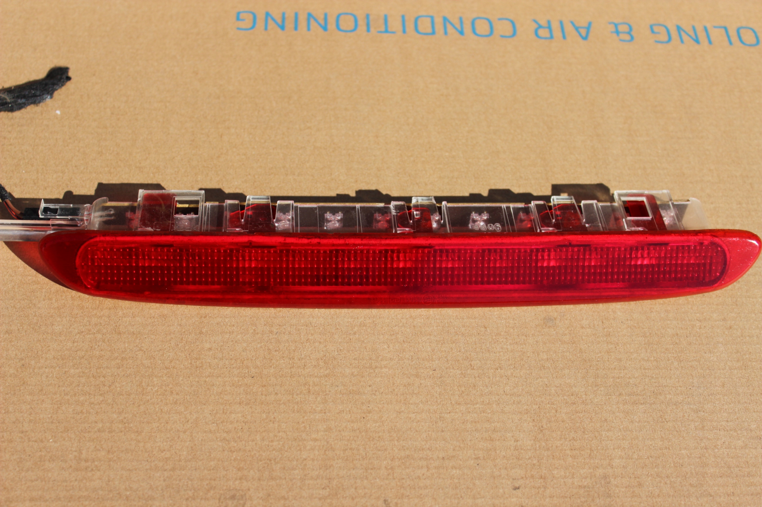 SEAT ALTEA 2005 - Brake Light, Third Stop 5P0945097A image 2