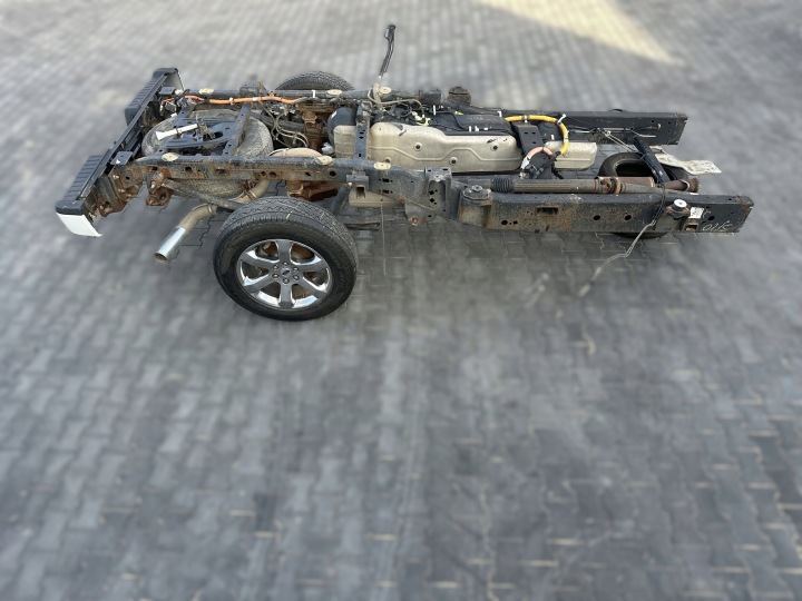 Takapuskurin runko silta Ford F150 2021-