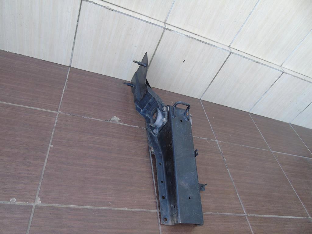Supporto telaio Nissan Atleon 35.15 99-12