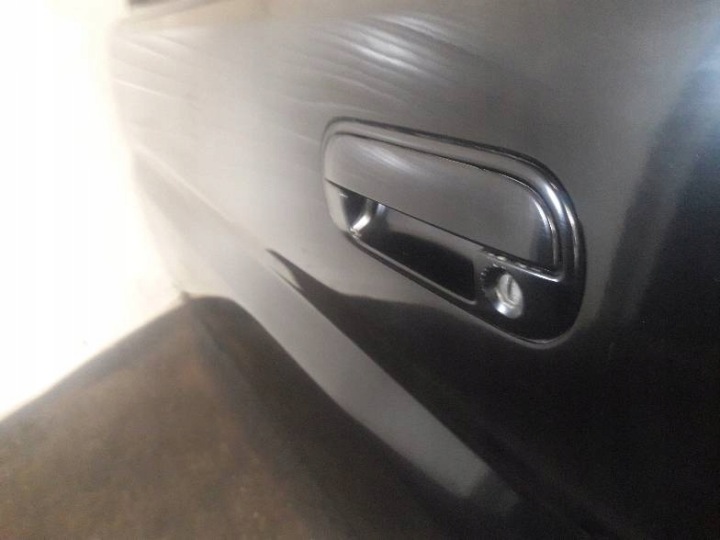 NH-592P DRZWI LEWE HR-V I 3D