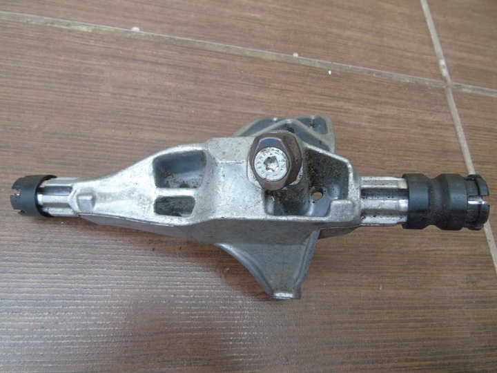 Vaihteiston osa Fortwo 451 0.8CDI 07-14 eri [E53]