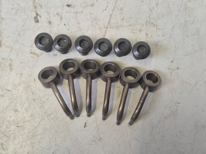 Öljynsuihkusuutin ruuvi BMW E60 E65 E90 N52 N53 N52N 2.3 2.5 3.0 11117524800 7524800
