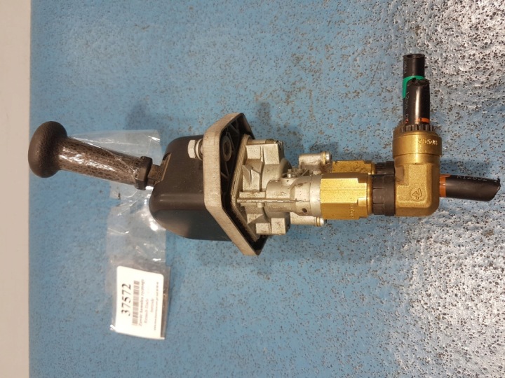 RENAULT ILIADE Käsijarruventtiili 9617230030
