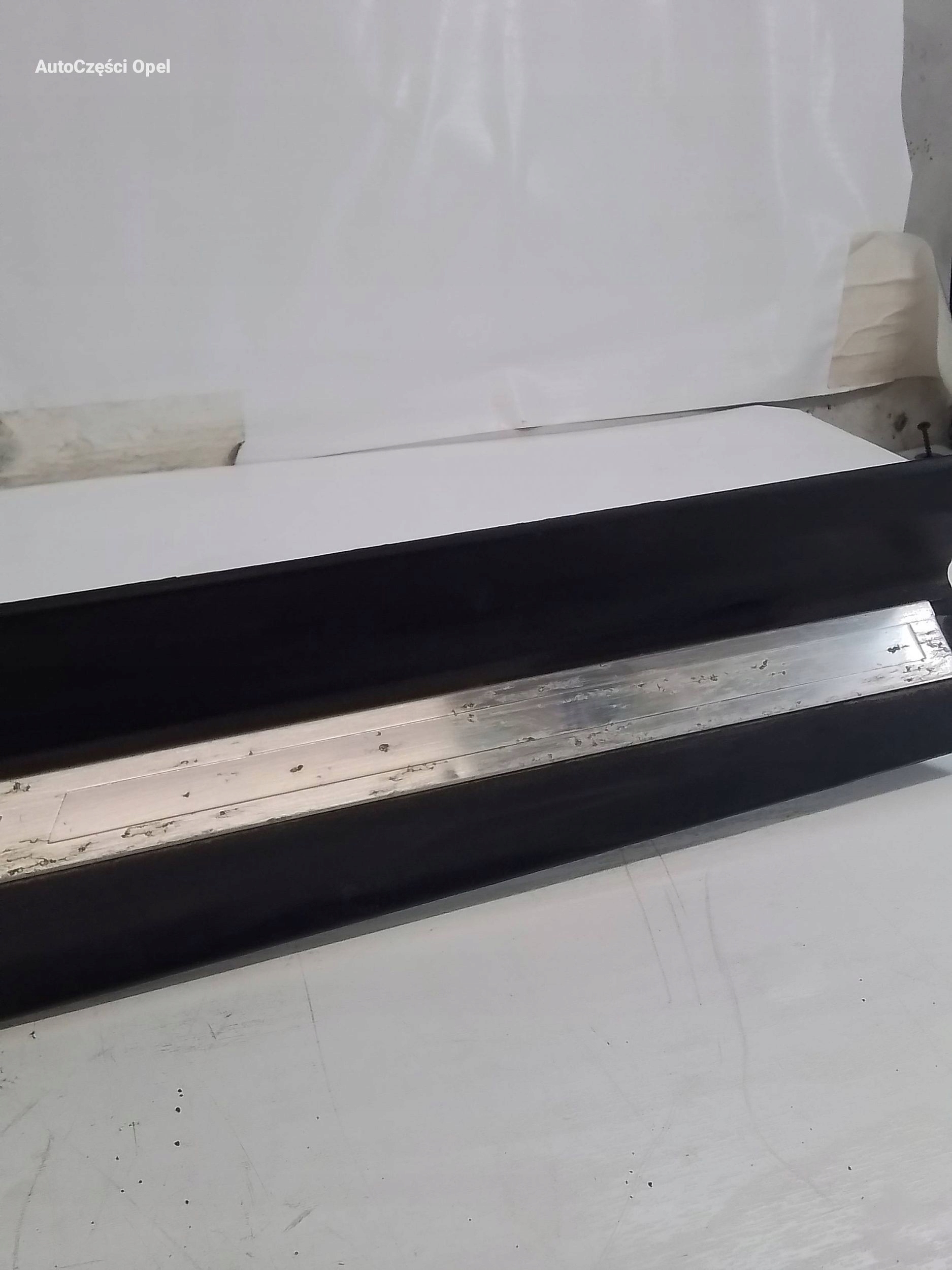 BMW Z3 Tröskelpanel Höger 8397502 image 4