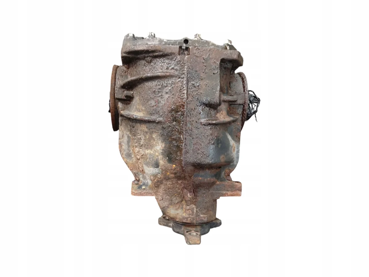 Mercedes E W211 Differential A2303510508 Used image 6