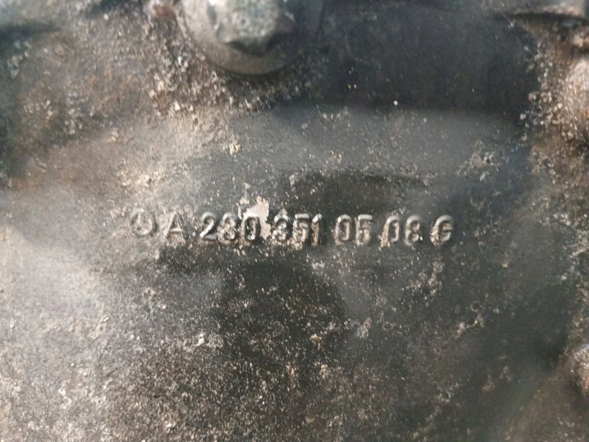 Mercedes E W211 Differential A2303510508 Used image 7