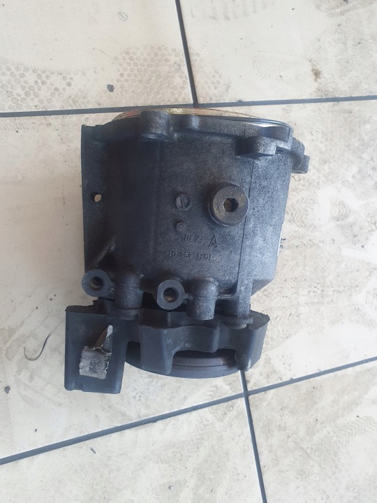 Vaihteiston kotelo Audi VW 6HP19 1071436014