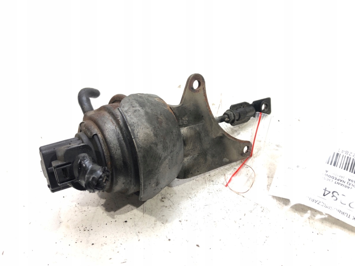 Turbolader-Steller VW Passat B6 2.0 136PS Ventil image 2