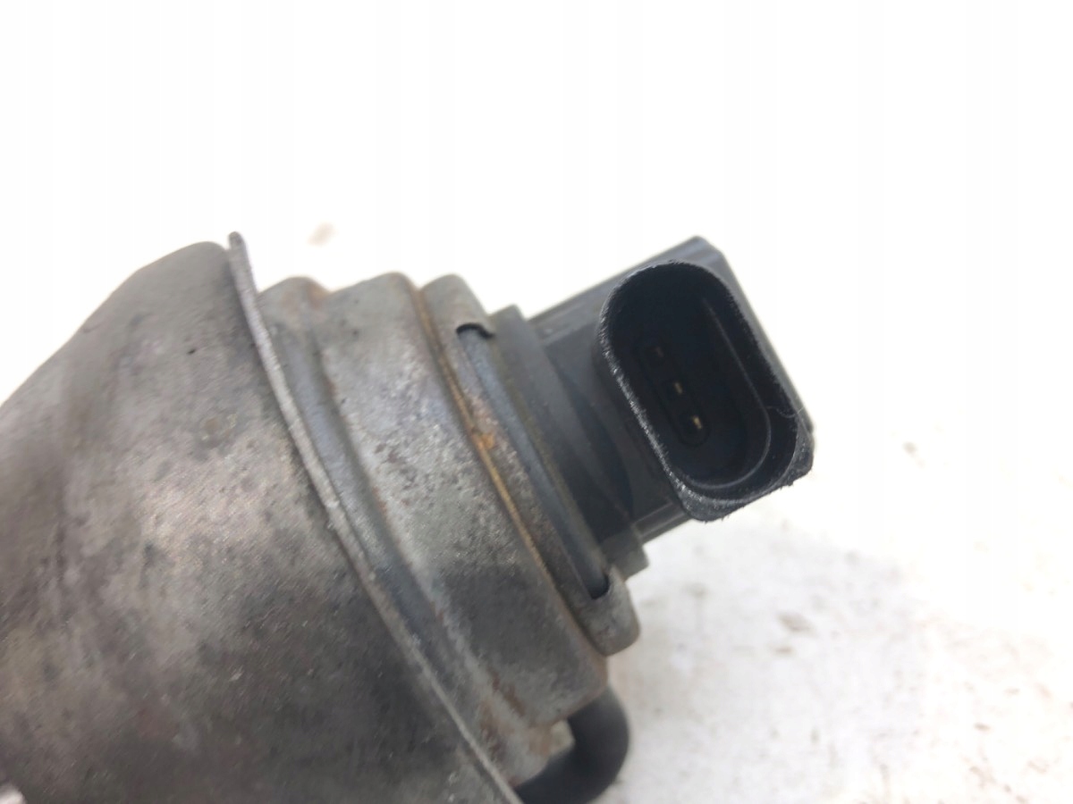 Turbolader-Steller VW Passat B6 2.0 136PS Ventil image 4