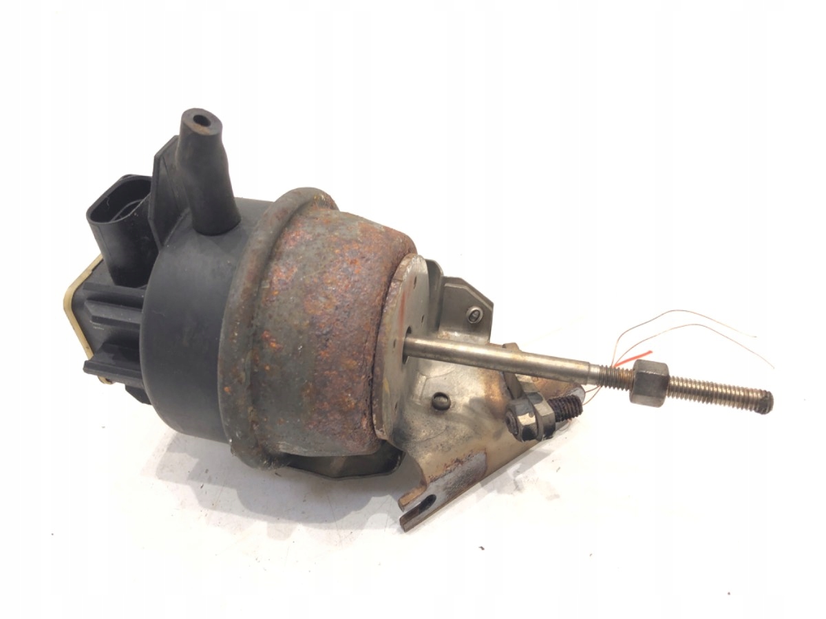 Turbolader-Stellmotor Audi A4 B8 2.0 120KM Ventil image 2