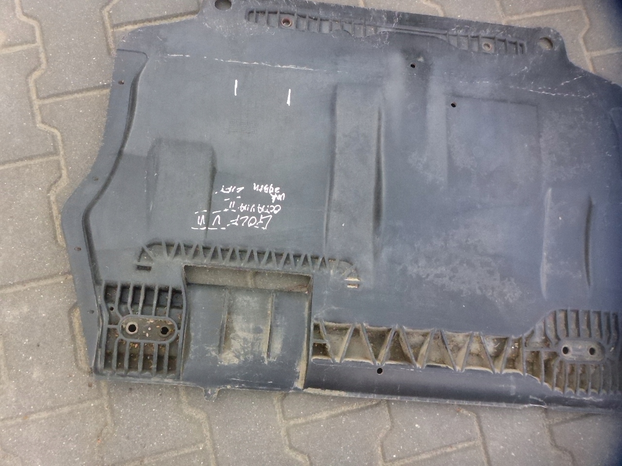 VW GOLF V VI SKODA OCTAVIA II LIFT UNTERER MOTORSCHUTZ PLATTE 5K0825901B image 6