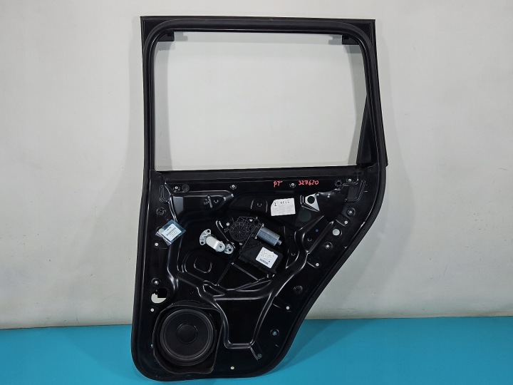 Achterschroef VW Touareg I 7L 7L0959704C