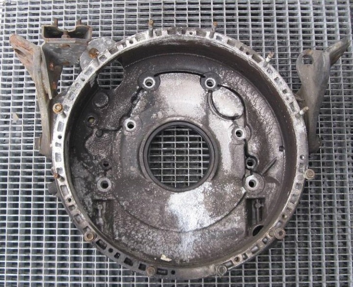RENAULT MAGNUM MACK Vauhtipyörän kotelo kytkinjakohihna 634GC53