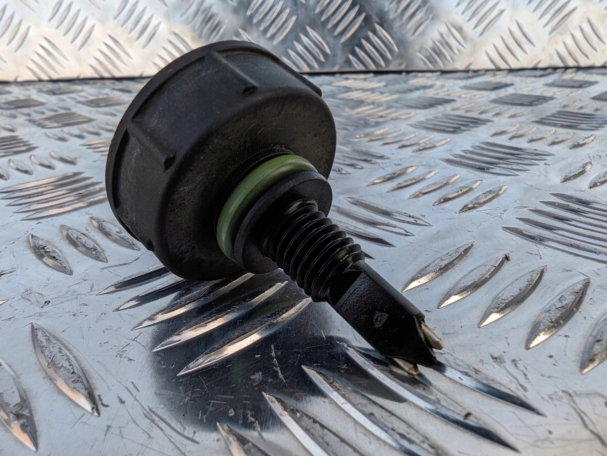 Sensor de Nível do Líquido de Arrefecimento Scania NTG image 3