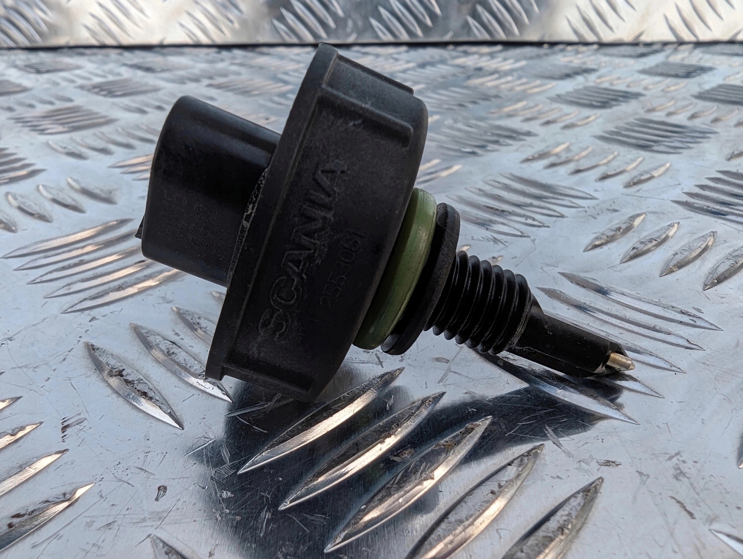 Sensor de Nível do Líquido de Arrefecimento Scania NTG image 4