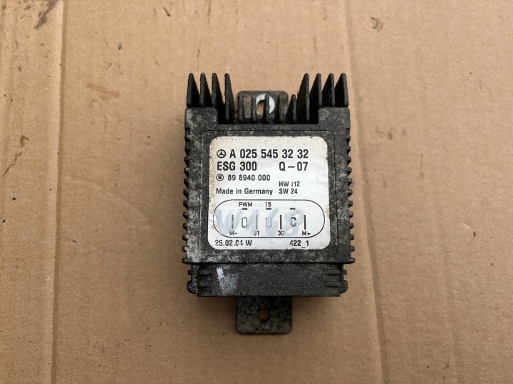 MERCEDES W168 2001-2004 A0255453232 1.9 tuulettimen moduuli