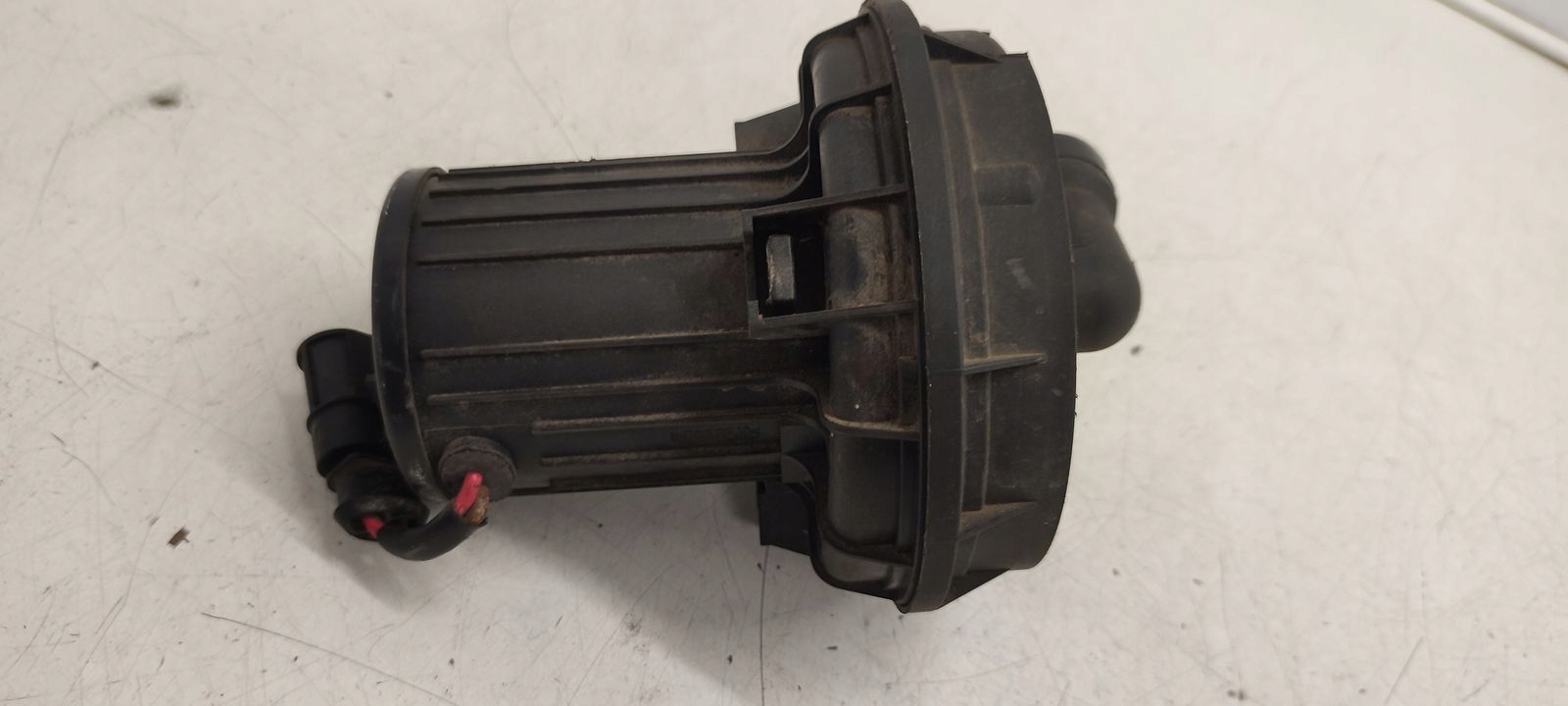 Pompe à air secondaire Audi A4 B7 1,8T image 6