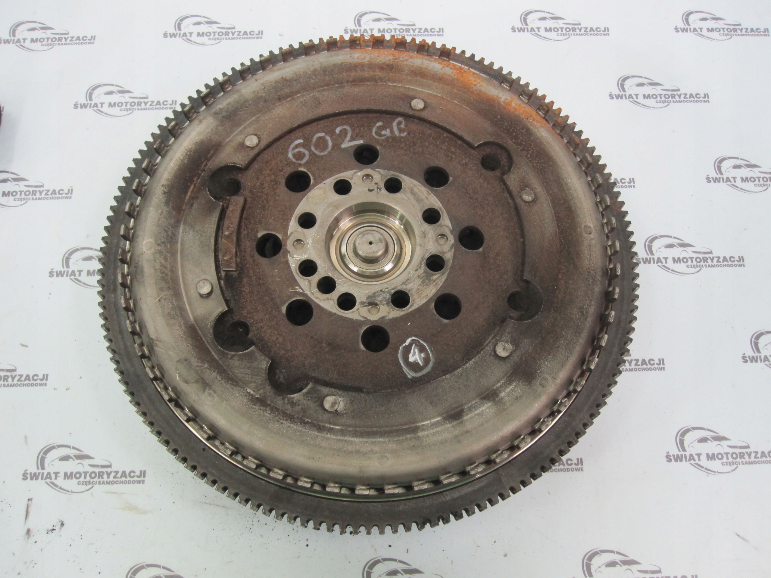 Sprinter W906 2.2 CDI 646985 646.985 volant bimasse A6460301305 image 2