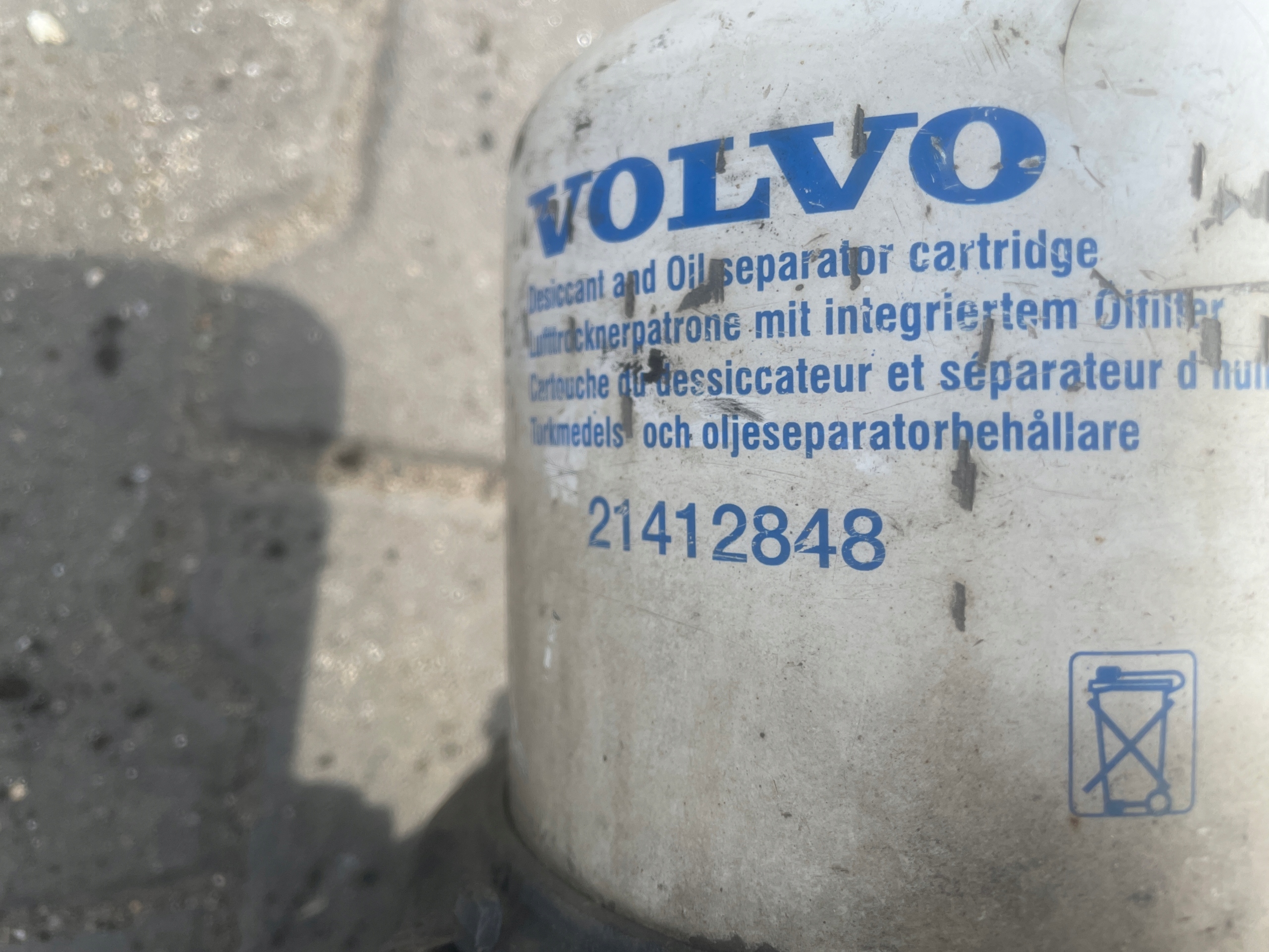 Volvo FM4 2013-2021 Lufttrockner 23166782 Knorr-Bremse K156853 image 6