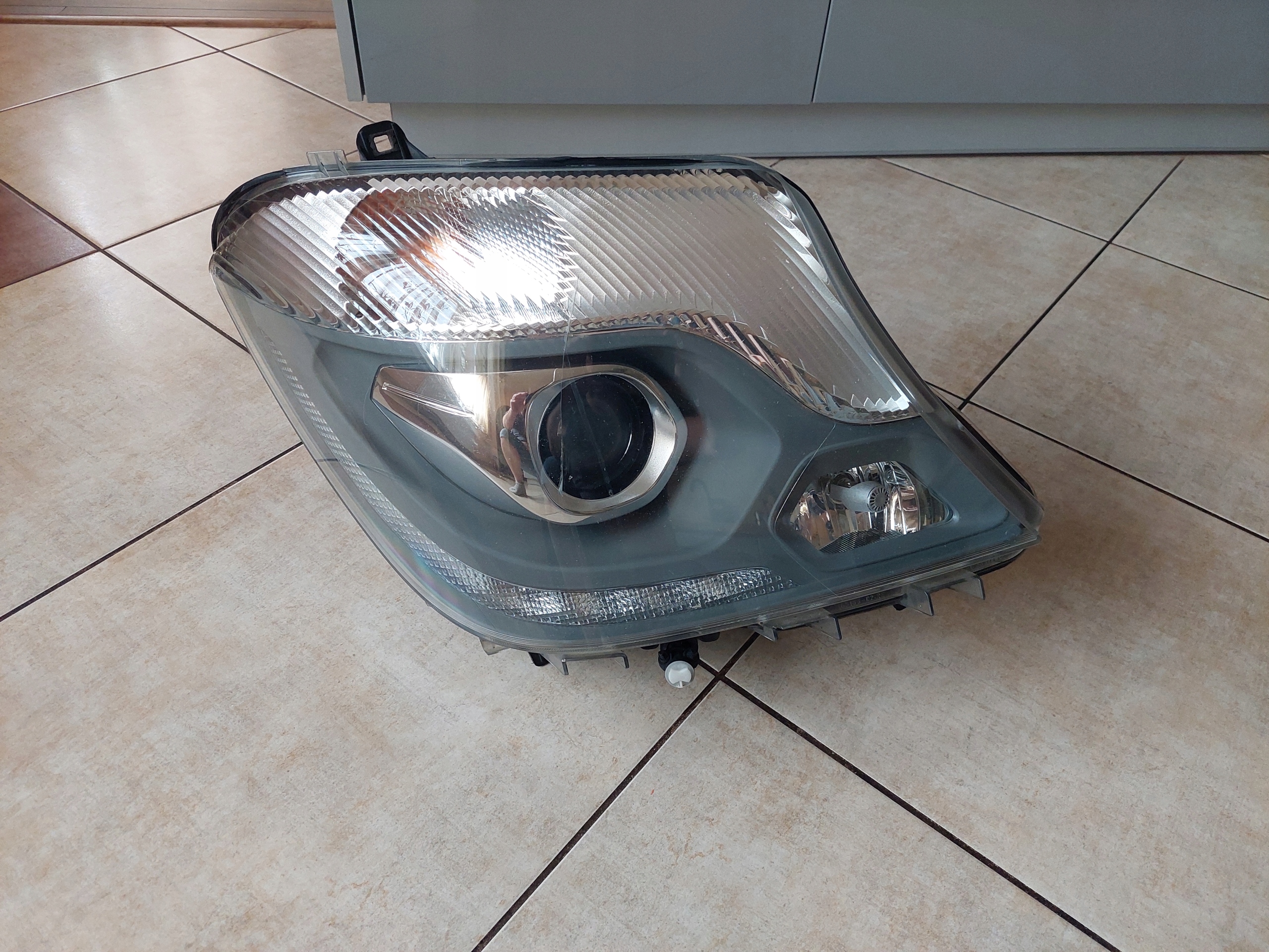 LÂMPADA - DIREITA - XENON - LED - MERCEDES SPRINTER W906 - LIFT image 2