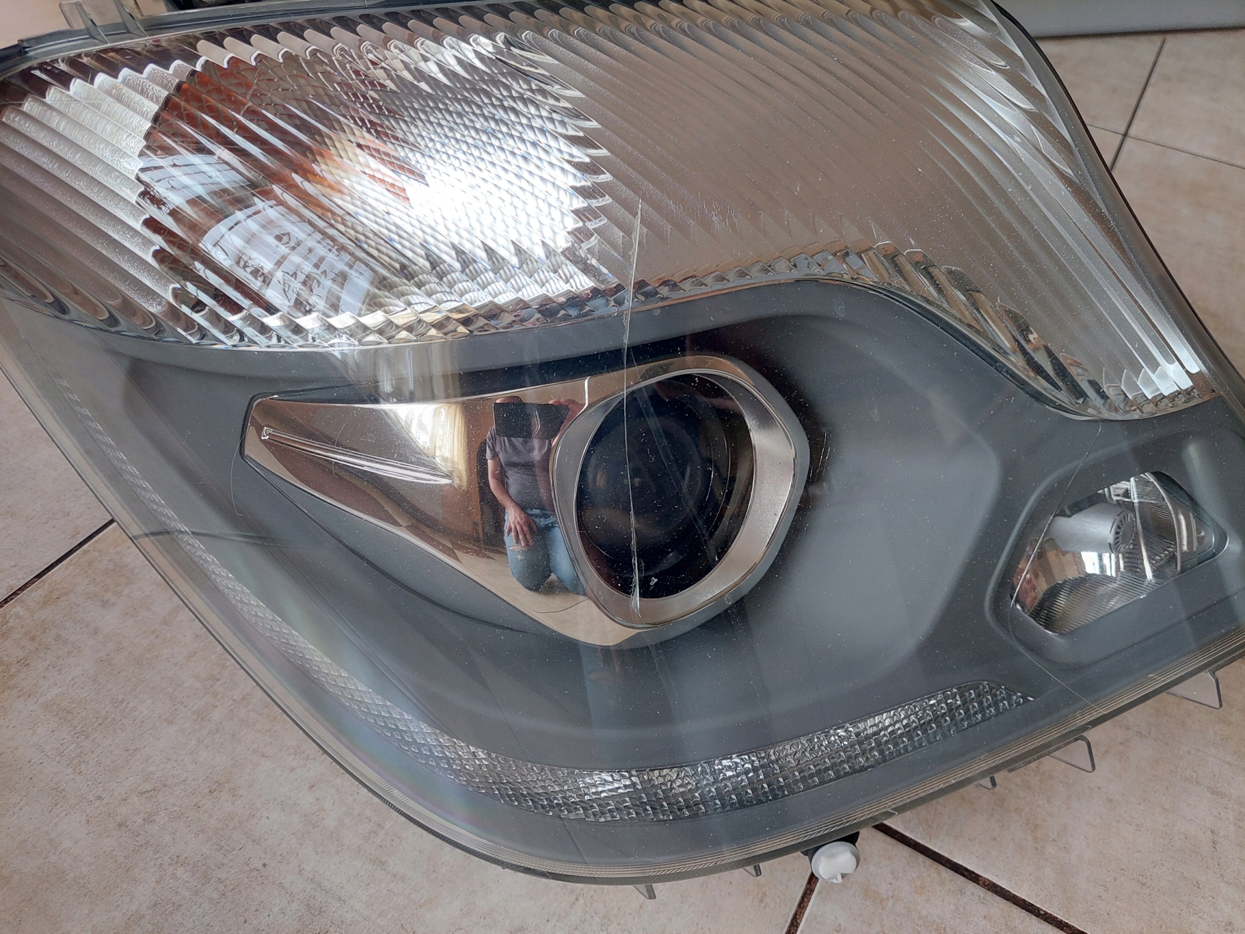 LAMPPU - OIKEA - XENON - LED - MERCEDES SPRINTER W906 - LIFT