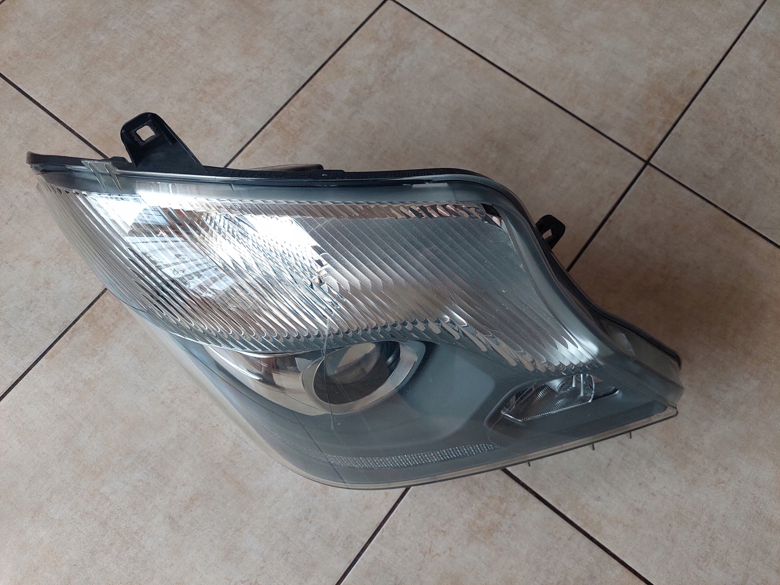 LÂMPADA - DIREITA - XENON - LED - MERCEDES SPRINTER W906 - LIFT image 4