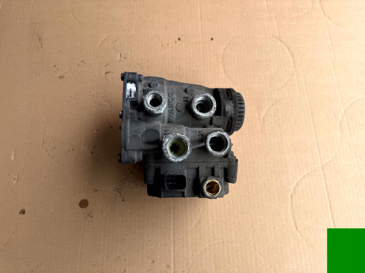 Paineilmajarruventtiili Mercedes Actros MP3 MP4 A0014311213