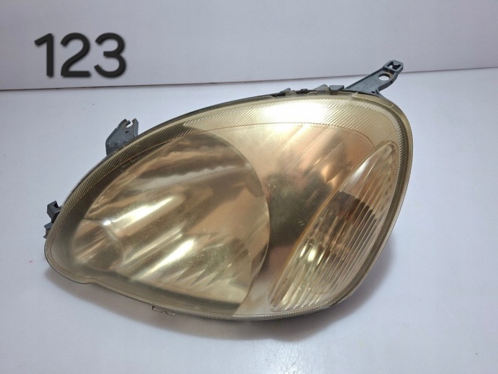 TOYOTA YARIS I LEFT FRONT HEADLAMP EUROPA 89008658 811700D080