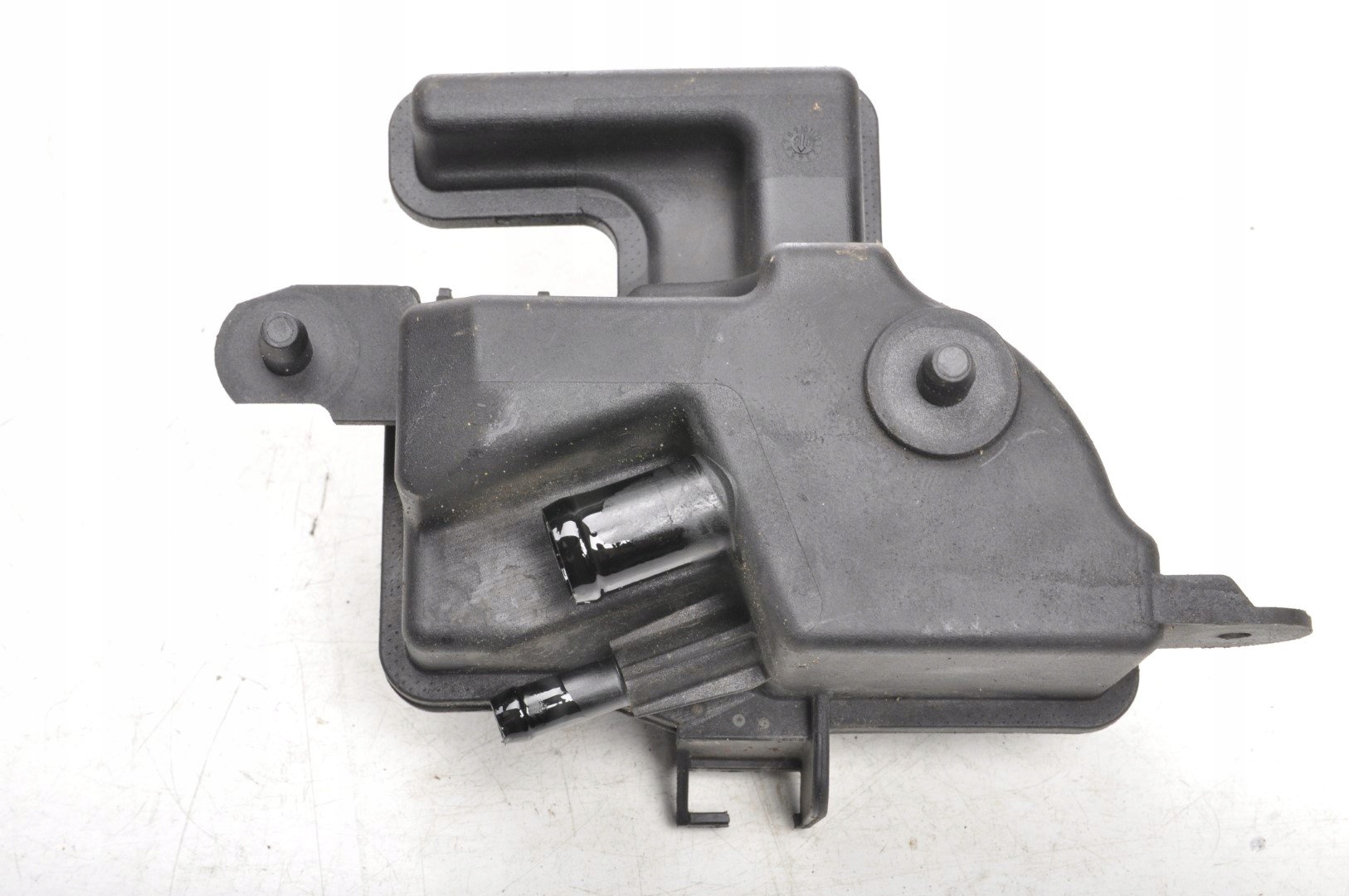 MERCEDES W209 63 AMG Servolenkungsbehälter A0004669002 image 3