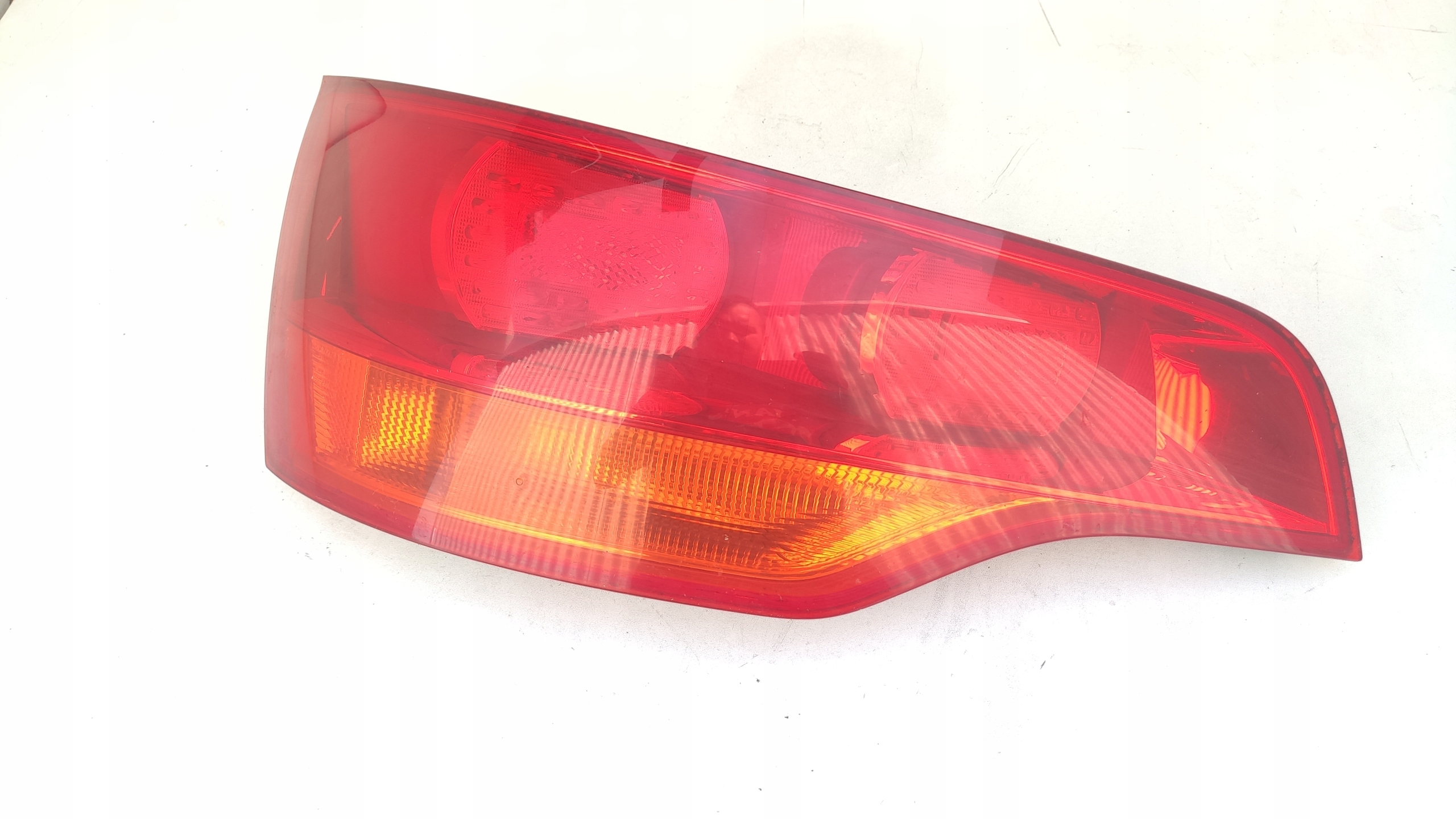AUDI Q7 4L Lanterna Traseira Esquerda 4L0945093A image 2