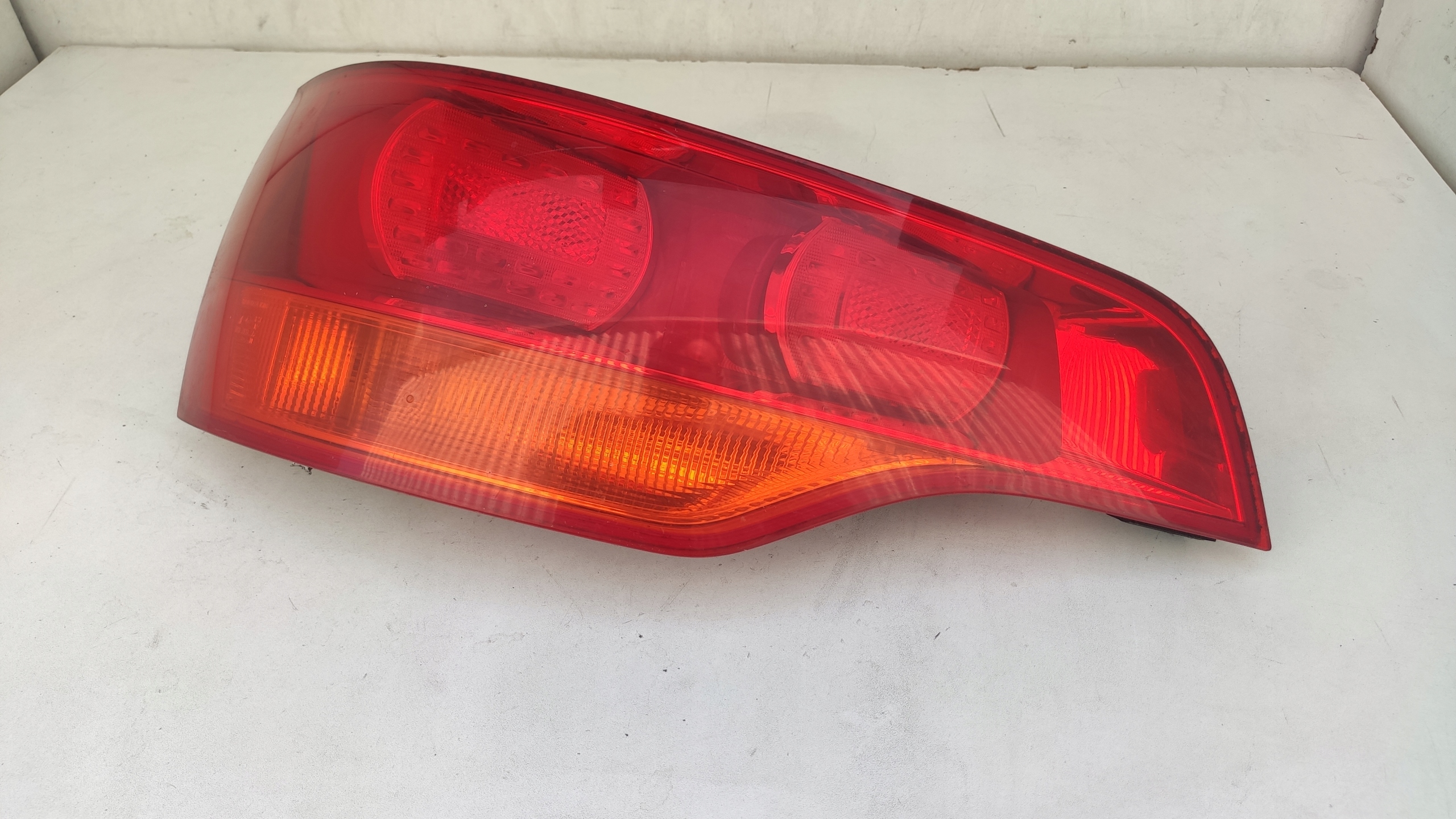 AUDI Q7 4L Lanterna Traseira Esquerda 4L0945093A image 4