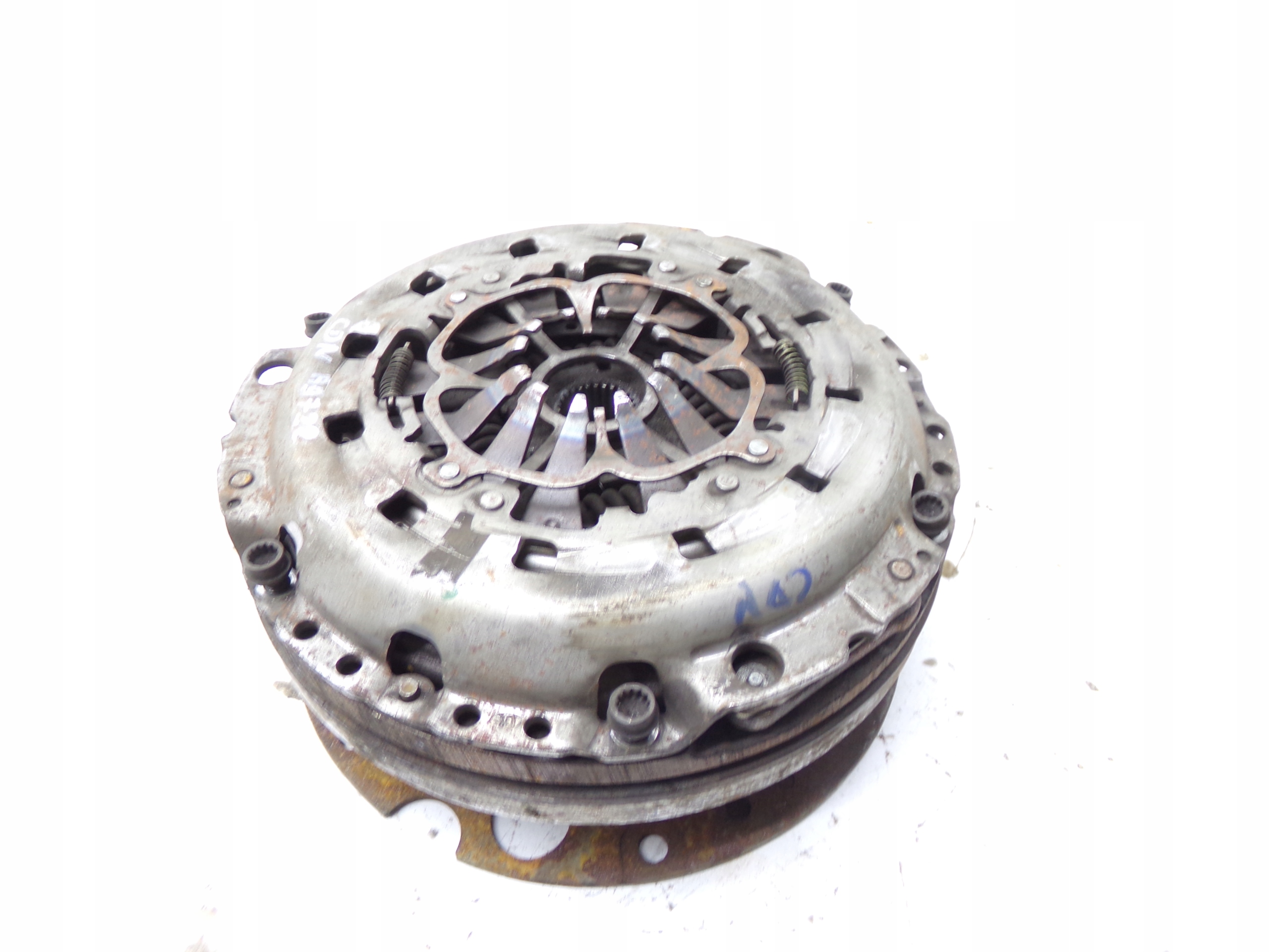 Kytkin kaksoismassavauhtipyörä Audi A4 B8 8K0 2.0 TFSI CDN 0B1105266AB