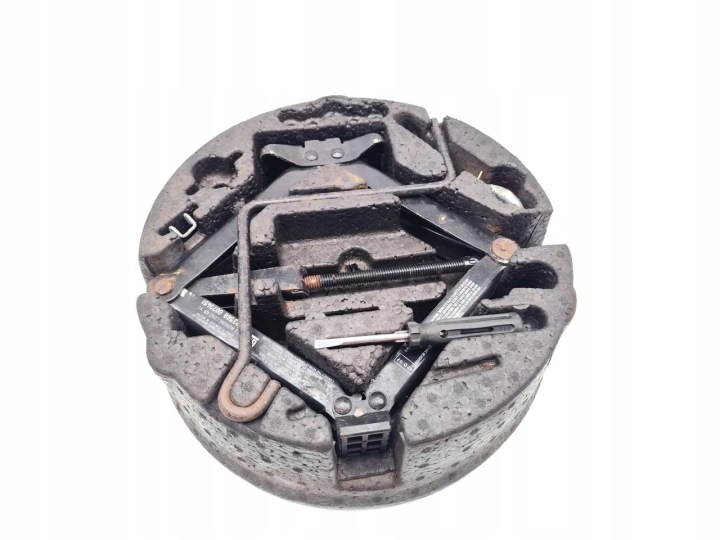 24423568 styrofoam wheel insert jack + wrench + hook opel vectra c