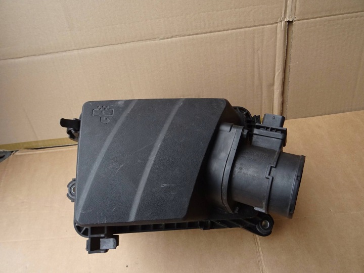 KIA Xceed x-ceed ilmansuodattimen kotelo 28110G4900