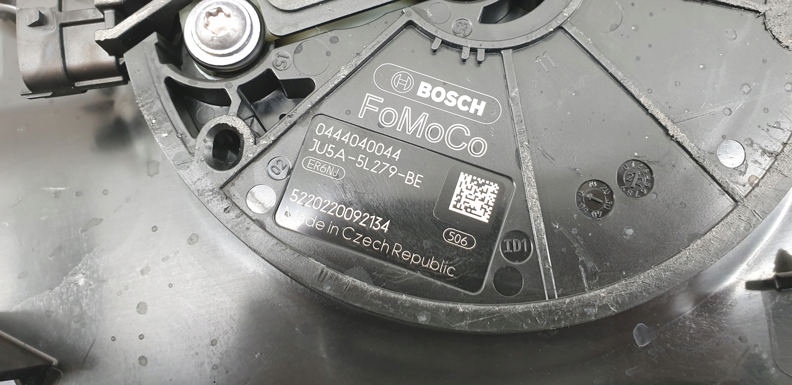 Tanque Bomba AdBlue Ford Kuga III MK3 LX61-5J228-AC JU5A-5L279-BE image 3
