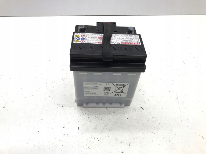 LEXUS LBX 2024 1.5 Hybrid Batterie 35Ah 240A 335LN0-MF