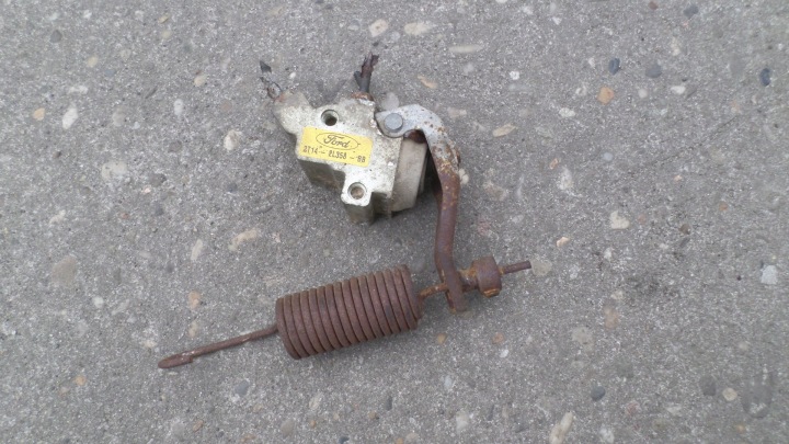 Corrector fuerza frenado Ford Transit Connect I MK1 2T14-2L358-BB