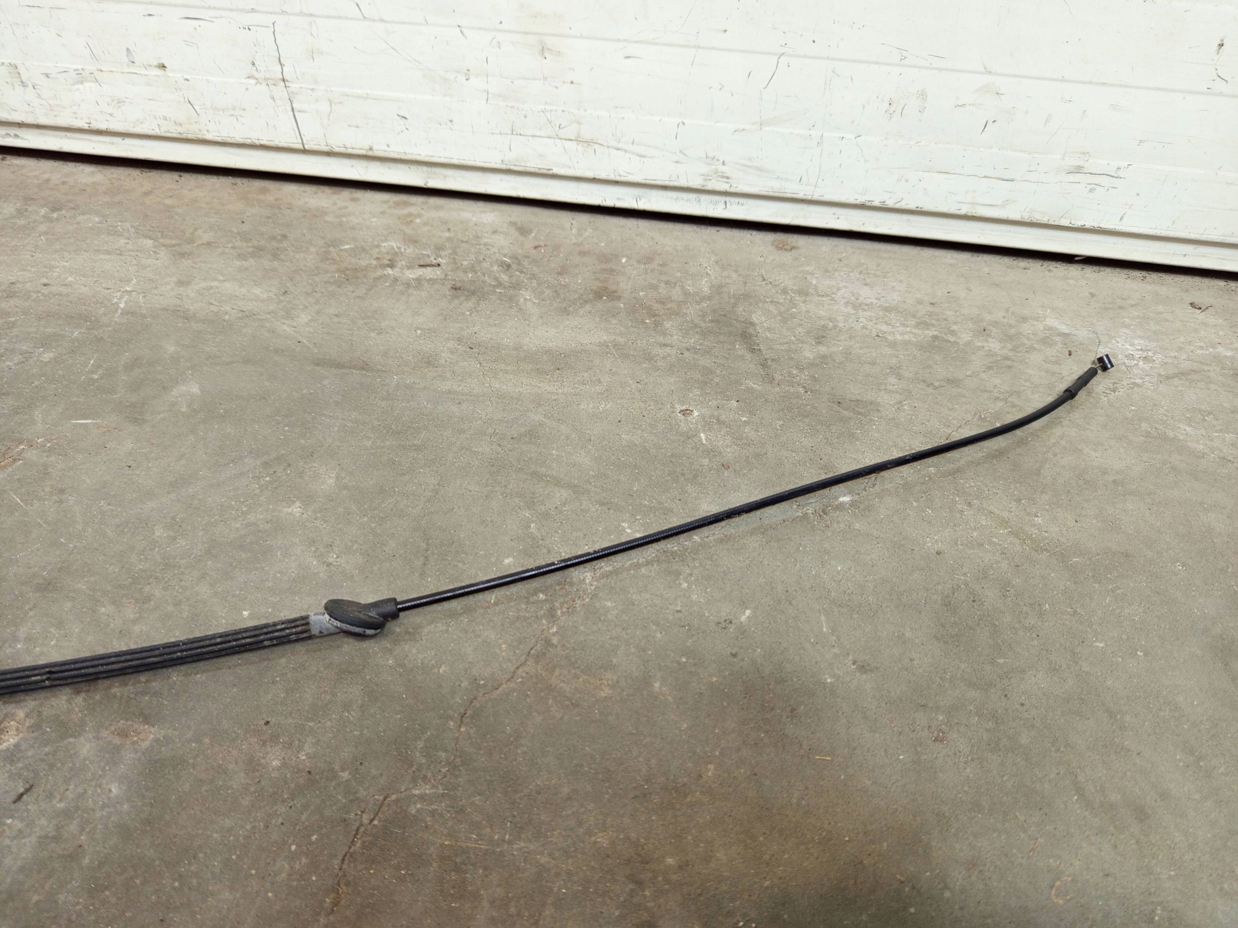 Support câble capot Audi A6 C7 4G0823535 image 3