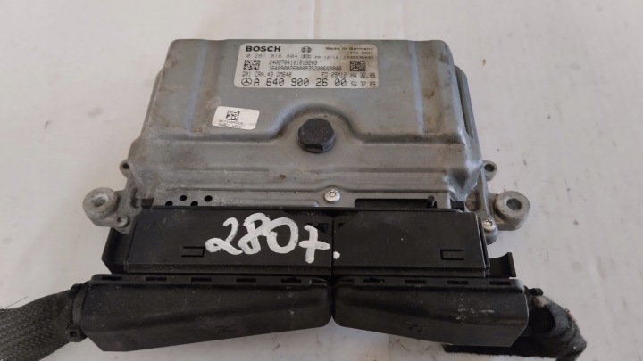 Moottorin ohjainyksikkö MERCEDES W169 W245 2.0 CDI A6409002600