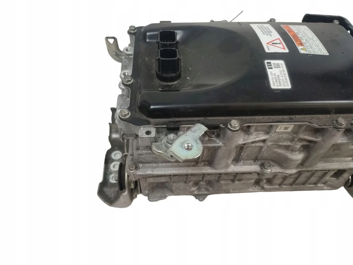 Toyota G9200-47242 - Module de commande de batterie