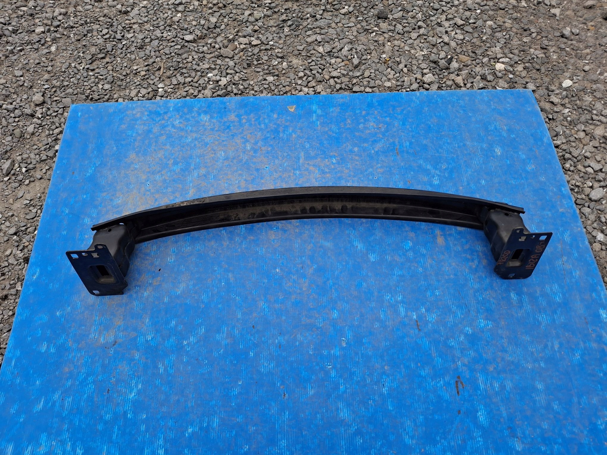 Etupuskurin palkki SEAT IBIZA IV 2008R->