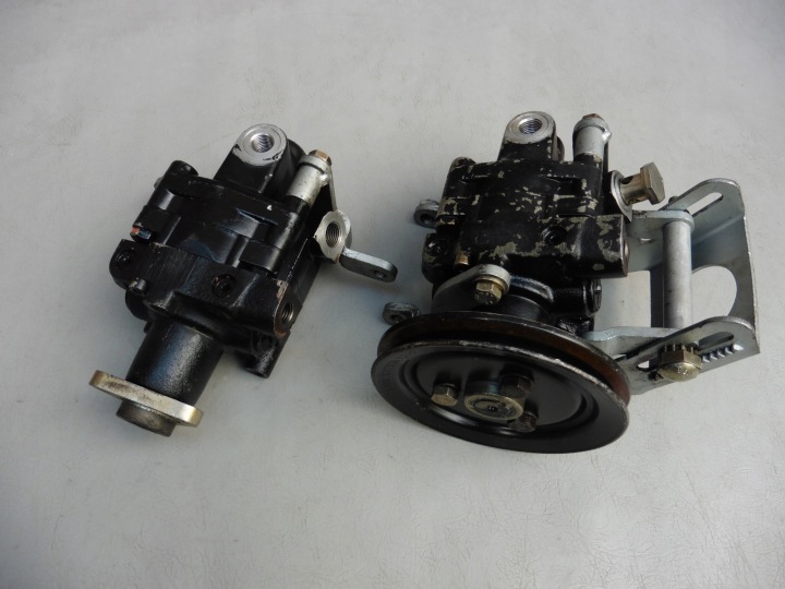 Servopumpe BMW E34 M5 525i 535i 540i 130 bar 2226399 8692955112 ZF - ORIGINAL