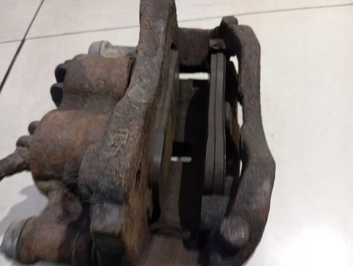 Bromsok vänster fram Opel Movano B image 3