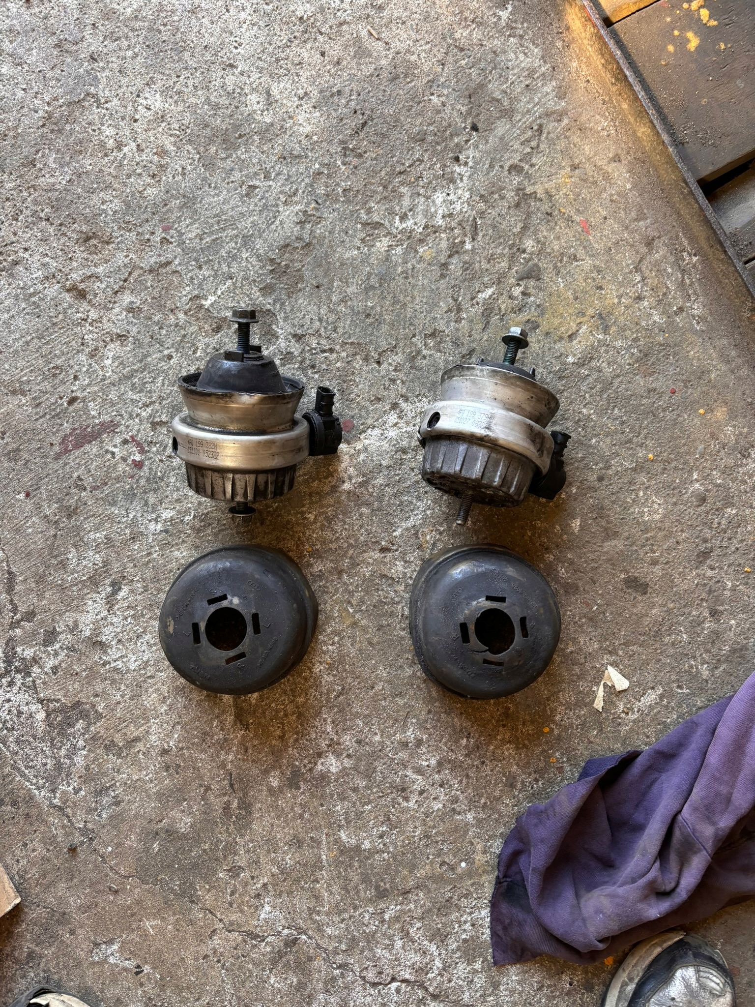 Coussin moteur gauche 2.7 3.0 TDI avec connecteur Audi A6 C6 LIFT, 4F0 199 379 H image 4