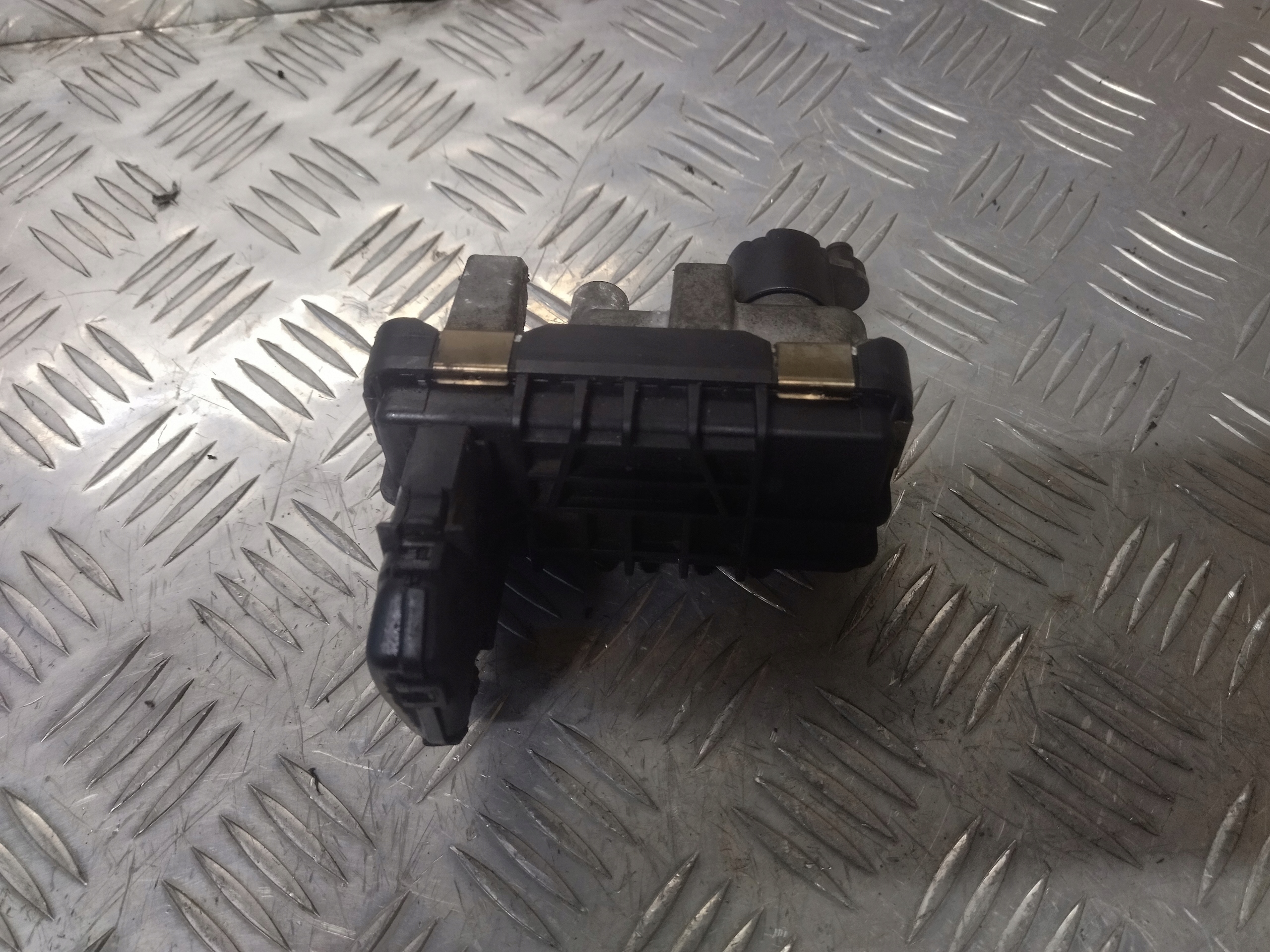 BMW E60 E65 X5 M57N2 3.0d 306D3 turbo actuator 730314 6NW009228 G-72