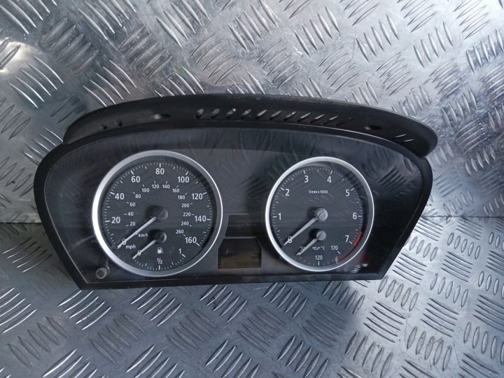 BMW E60 E63 645i speedometer cluster 6945644 UK