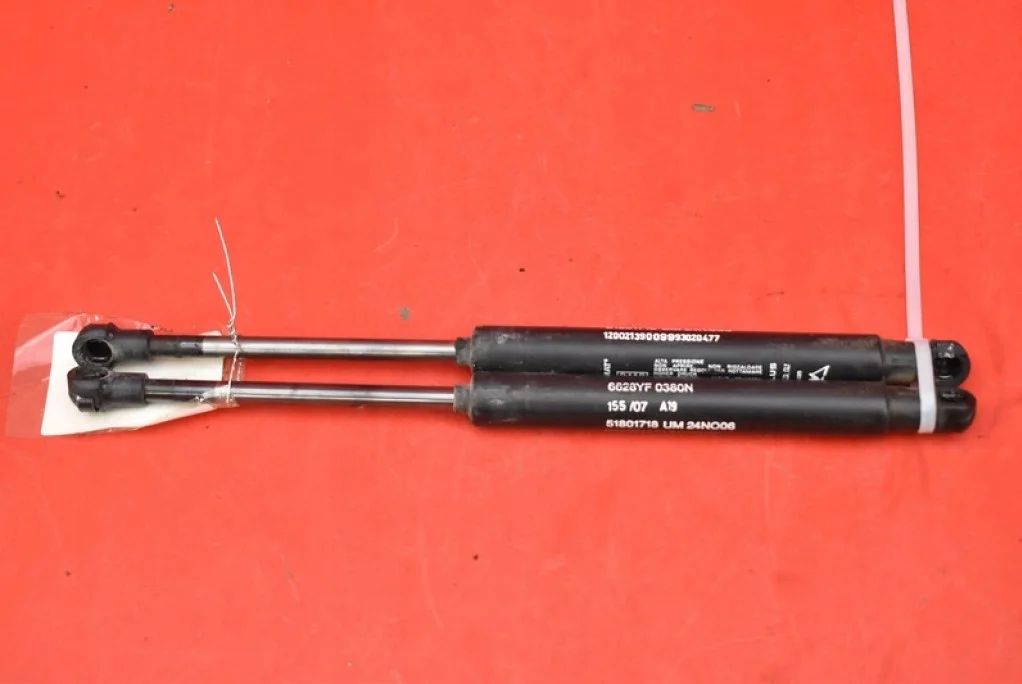 Hydraulisk bakluckedämpare Fiat Linea